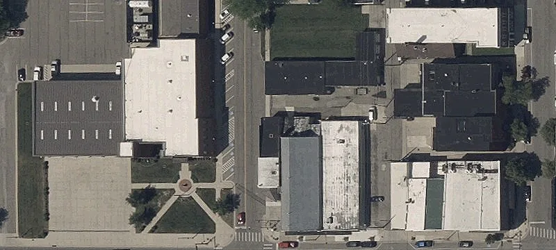 Mixed-Use Building With Loft