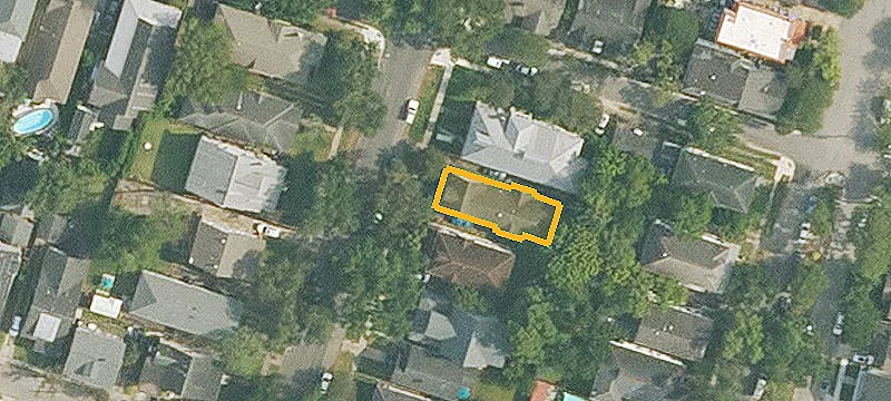 Duplex with Shared Backyard
