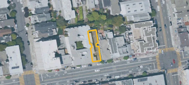 8-Unit Apartment Building