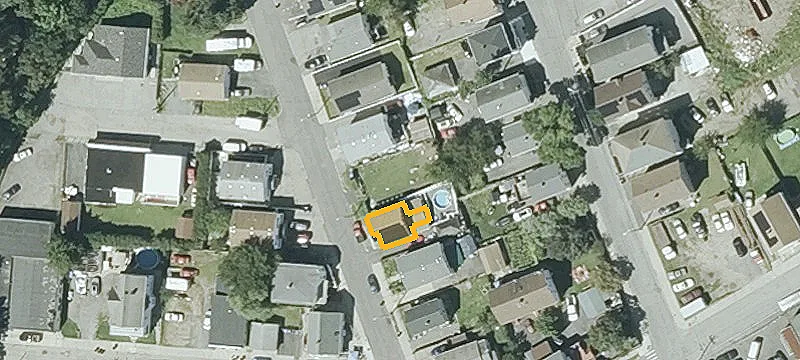 Two-Unit Duplex with Hardwood Floors