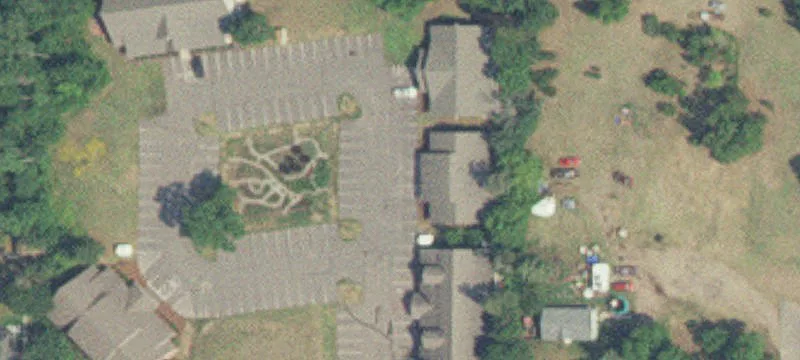 Single-Tenant Office Building