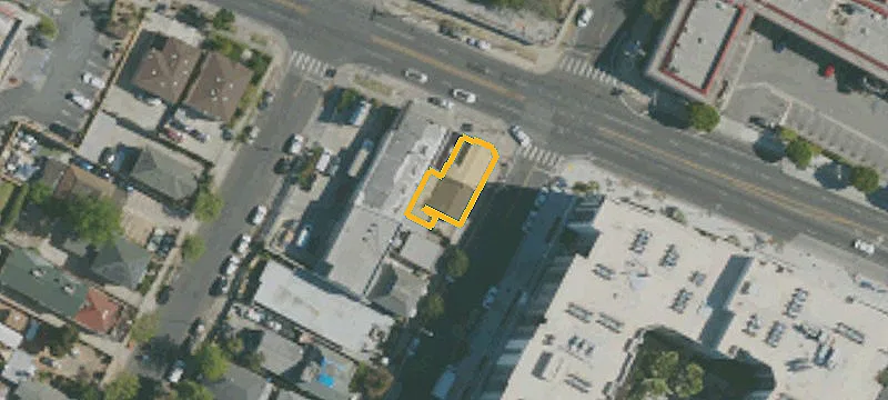 10-Unit Apartment Building with Carports