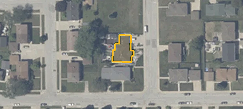4130 Hawthorne St, East Chicago, IN 46312