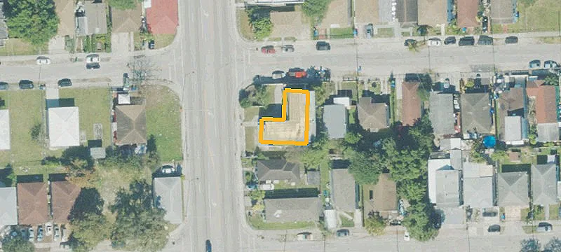 10-Unit Apartment Building