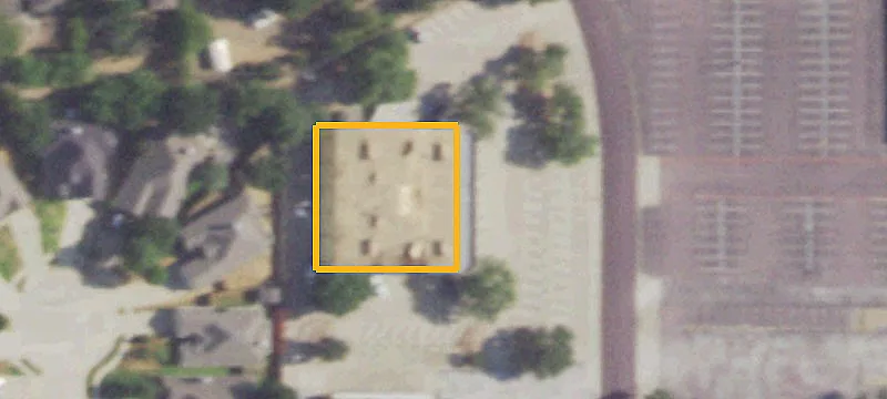 Multi-Tenant Office Units