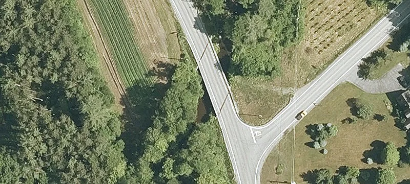 Level Commercial Land