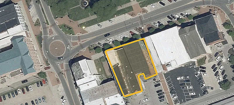 Open-Plan Retail Space