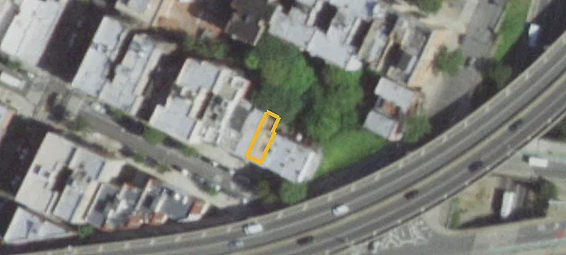 Three-Family Townhouse with Air Rights
