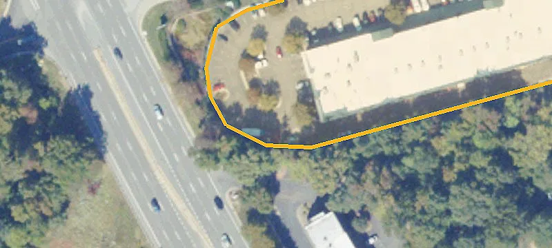 Shadow-Anchored Retail Space