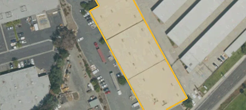Flex Space With Secured Yard