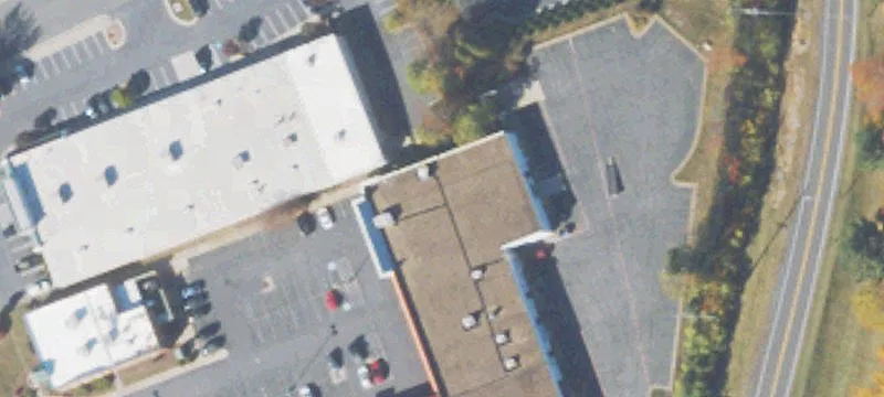 High-Exposure Retail Space