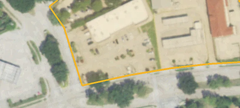End-Cap Retail Space