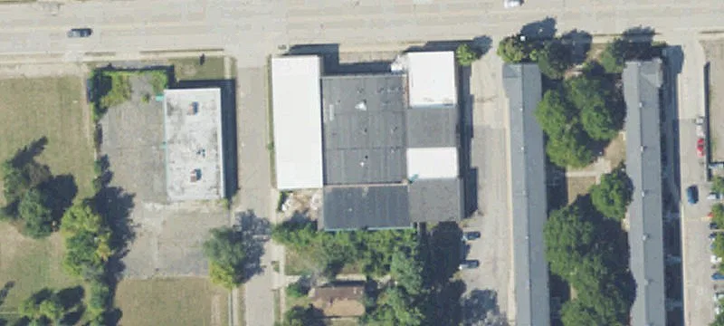 Bright Flex Space Building
