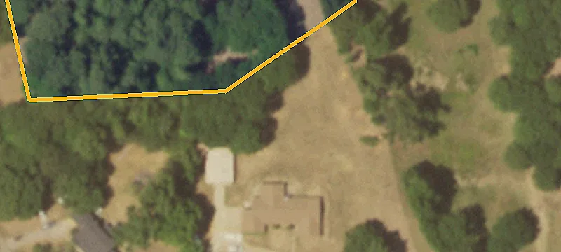 404 South Hill Rd, Palestine, TX 75801