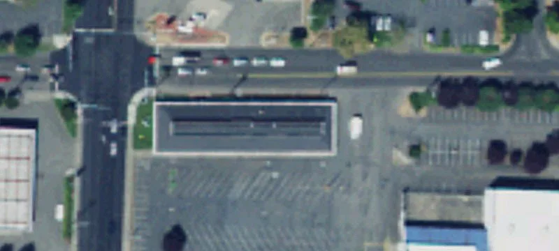 Multi-Tenant NNN Retail Property