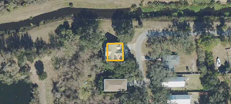Vacant Land / Lots