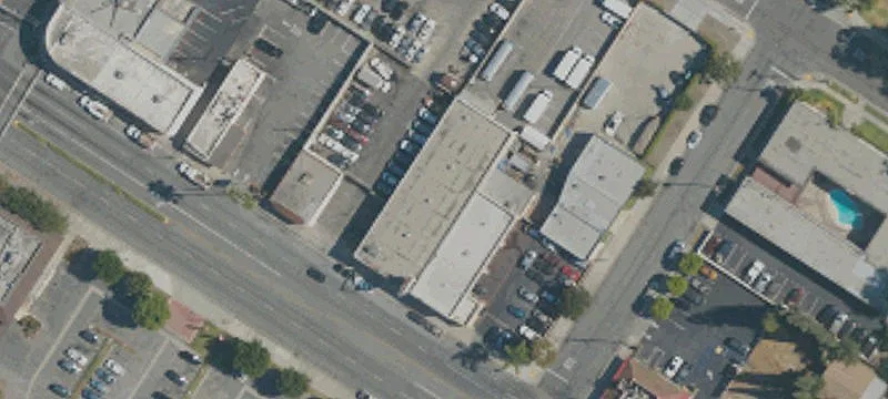 Auto Shop with Secured Yard