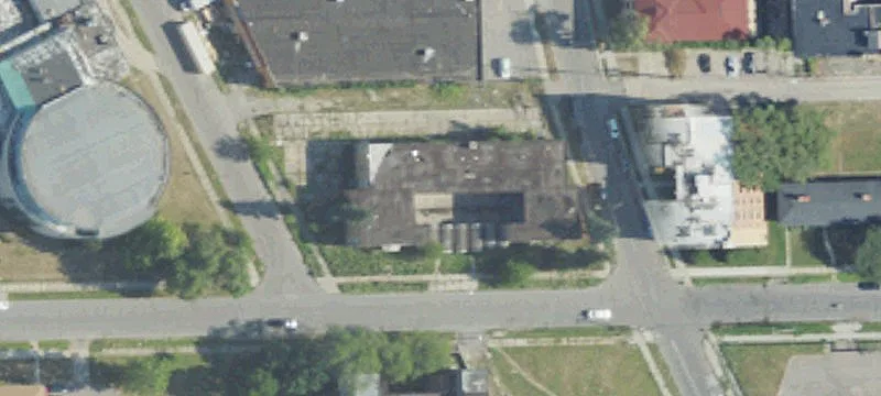 28-Unit Apartment Building