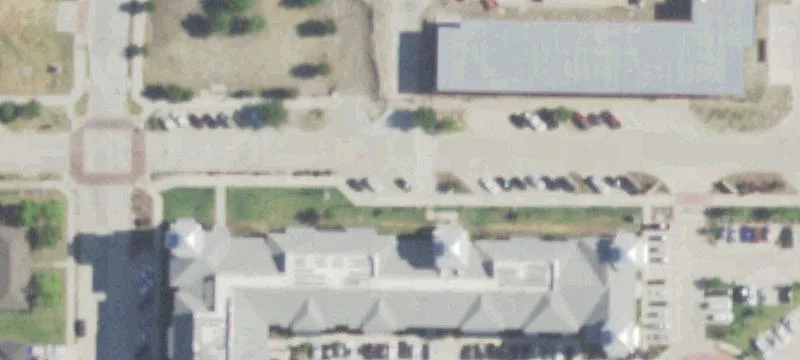Mixed-Use Office and Retail Building