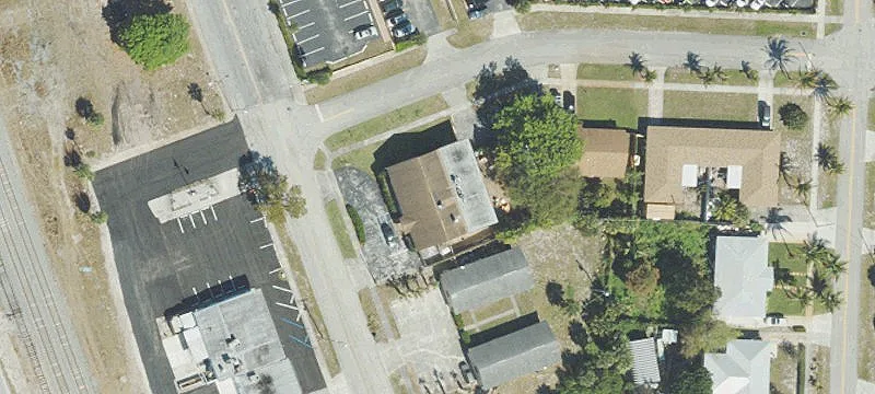 Hard-Corner Mixed-Use Property
