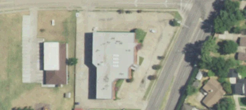 Office Unit with Atrium