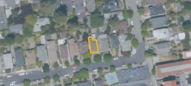 Duplex with Backyard Access