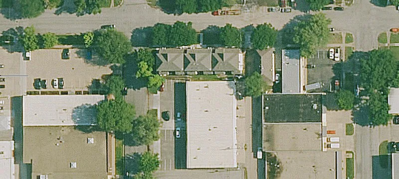 Small-Bay Flex Space