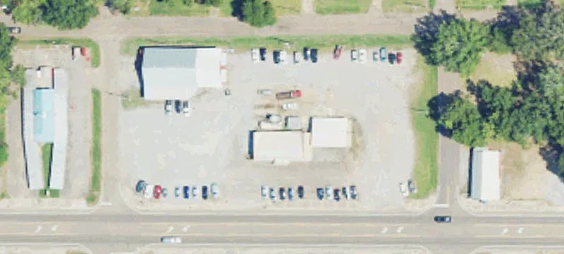 Grocery Store Building with Kitchen