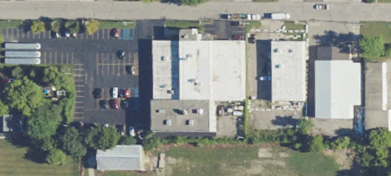 Freestanding Flex Space with Fenced Lot