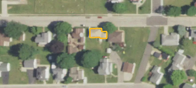 12-Unit Apartment Buildings