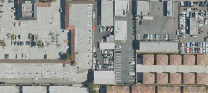 Street-Front Flex Space