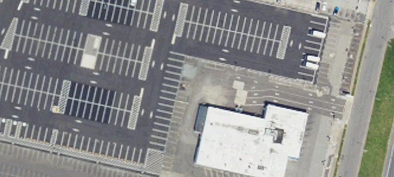 Auto Repair Shop with Showroom