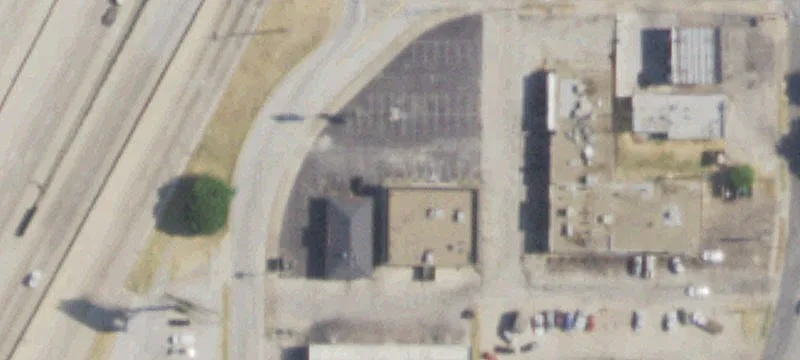 Multi-Tenant Retail Building
