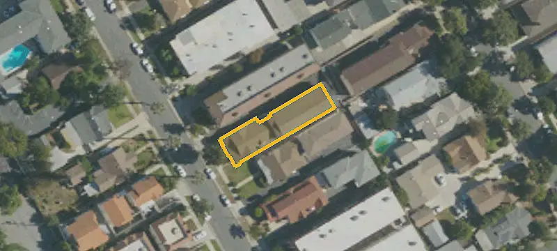 5-Unit Apartment Building