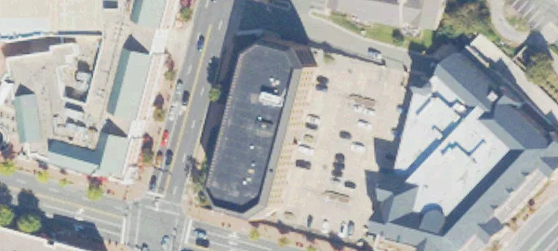 Office Unit with Full-Service Lease