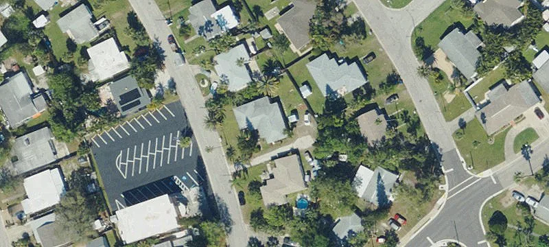 Renovated Triplex Near Beach