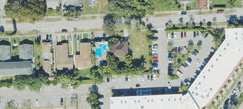Renovated 14-Unit Apartment Building