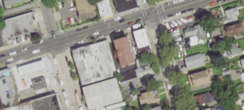 6-Unit Multifamily Building