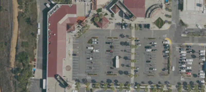 High-Visibility Retail Space