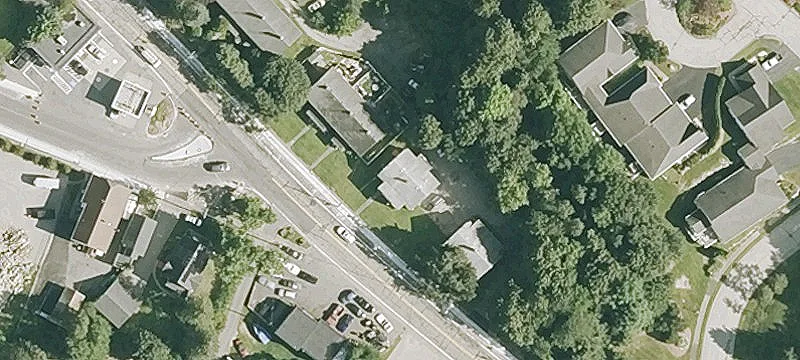 8-Unit Apartment Buildings