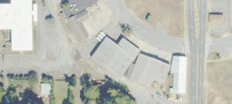 Multi-Tenant Flex Building