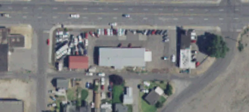 Automotive Service Building with Roll-Up Doors