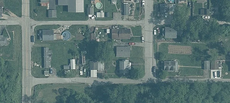 Single-Story Warehouse with Secure Yard