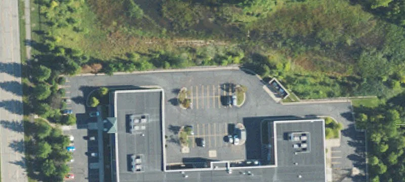 Multi-Tenant Flex Space with Signage
