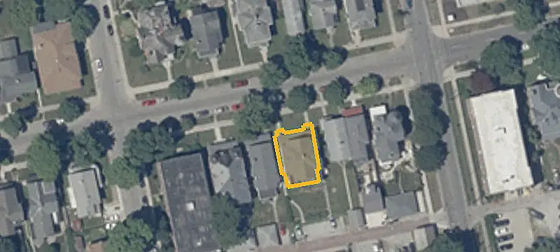 6-Unit Apartment Building with Covered Porch