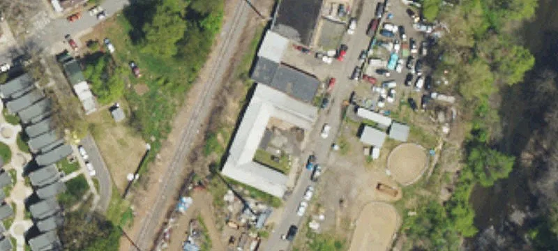 Small-Bay Industrial Warehouse Investment