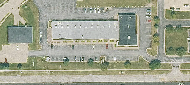 Multi-Tenant Retail Space