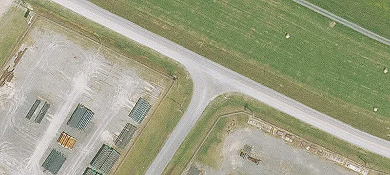 Truck Terminal with Cross-Dock Access