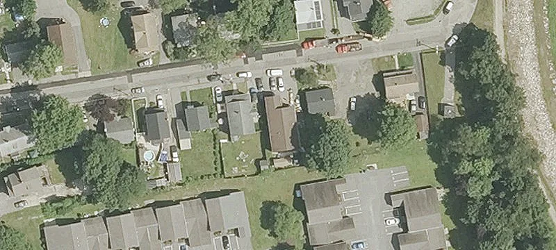 Office Building with Residential Conversion Potential