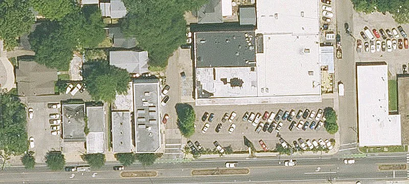 Multi-Tenant Retail Center